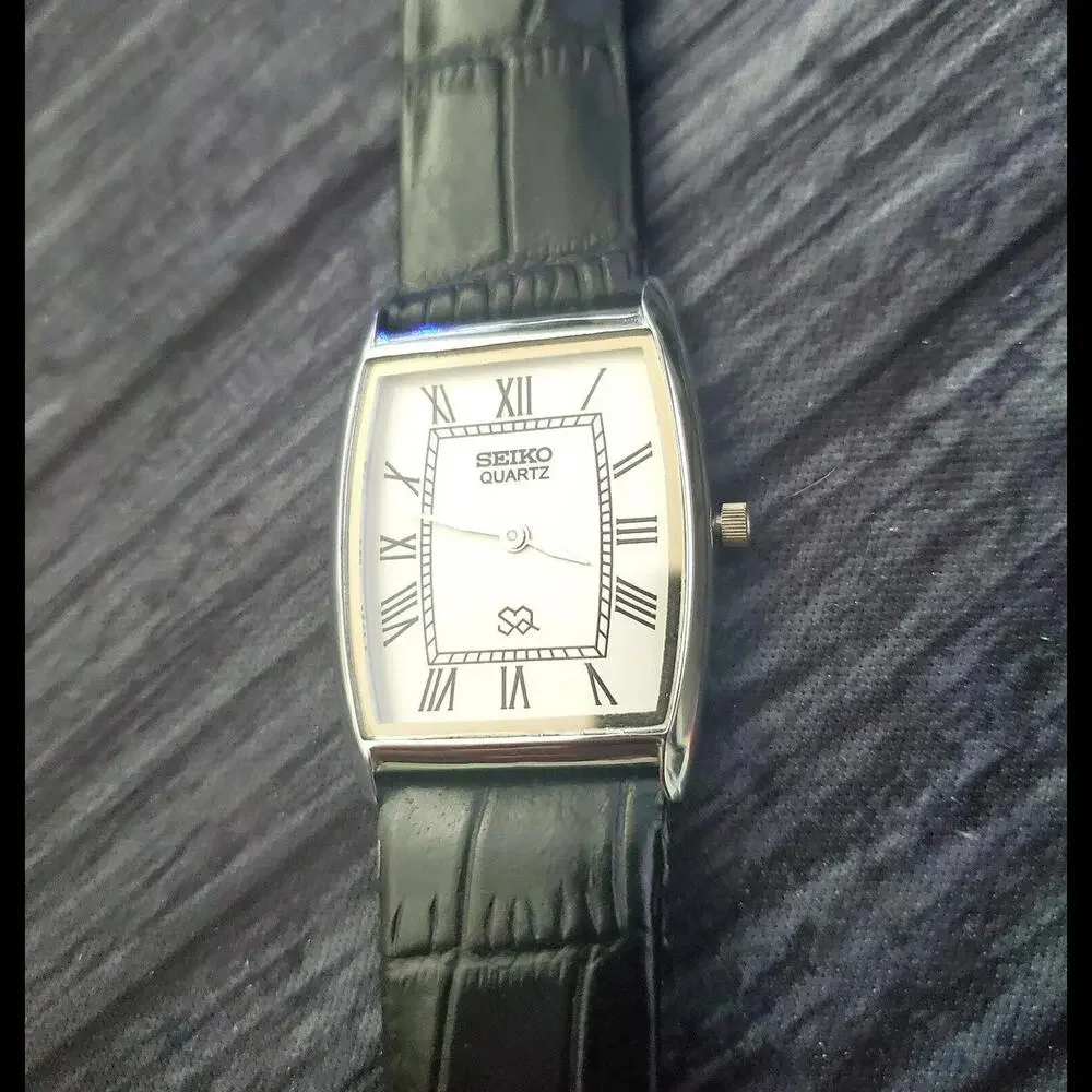 Vintage Mens Tank Barrel Silver White Watch New‎ Mvt & Batt